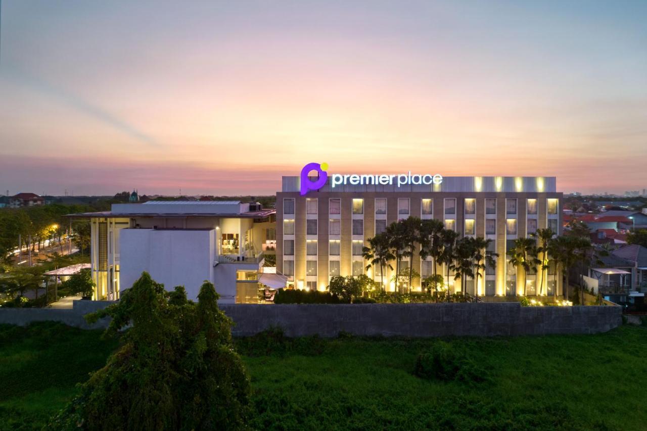 Premier Place Surabaya Airport Сідоарджо Екстер'єр фото