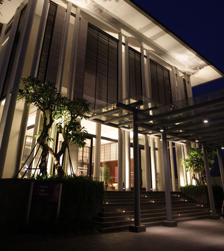 Premier Place Surabaya Airport Сідоарджо Екстер'єр фото